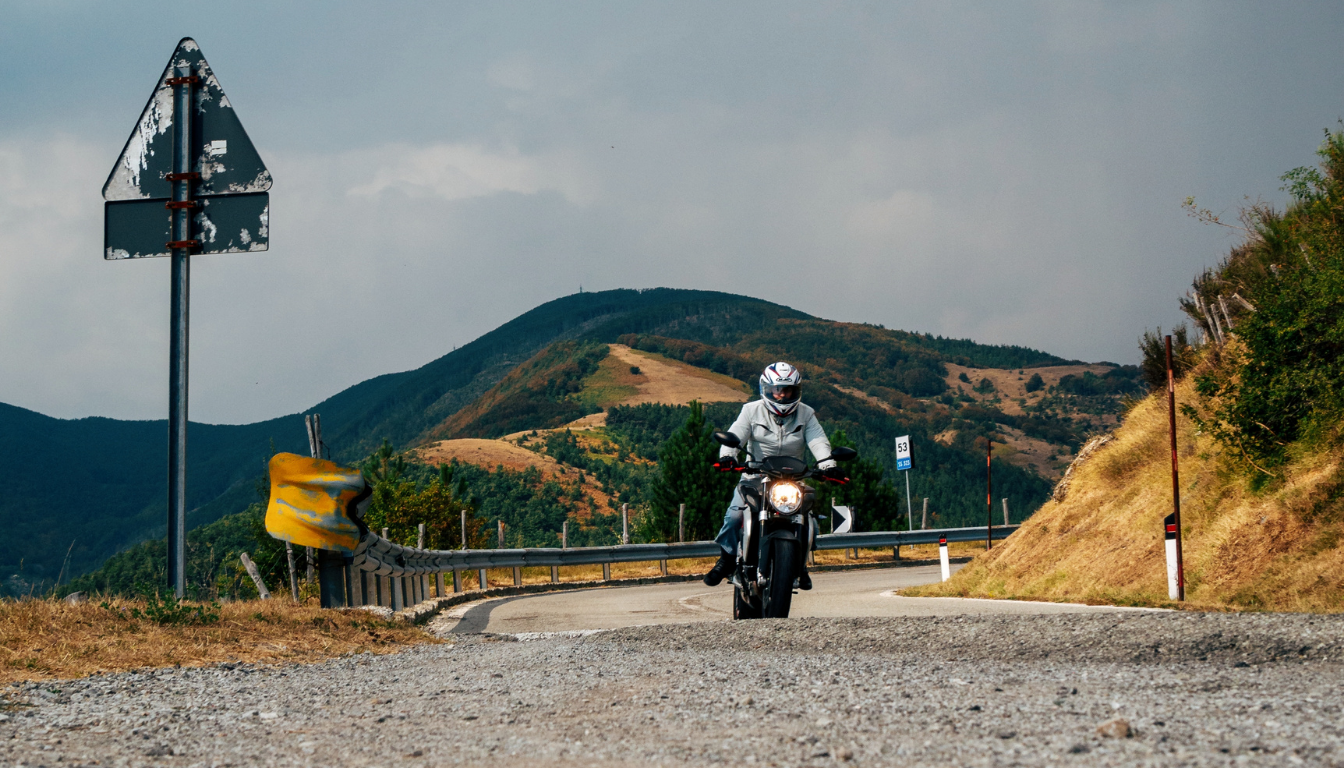 How Electric Dirt Bike Suspension Prevents Rider Fatigue on Long Trips?