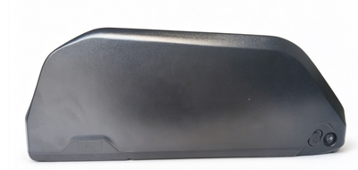 QL200 battery pack with dark curved housing and flat front panel
